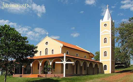IGREJA EM FIGUEIRAS[SANTA CRUZ DO RIO PARDO]-FOTO:FOTOMARCO3D - SANTA CRUZ DO RIO PARDO - SP